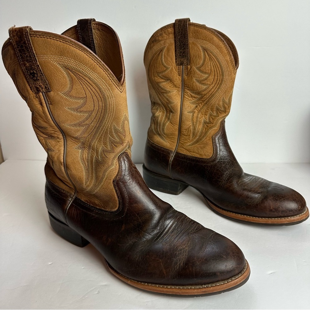 Classic Two-Tone Men’s Western Cowboy Boots - Brown & Tan